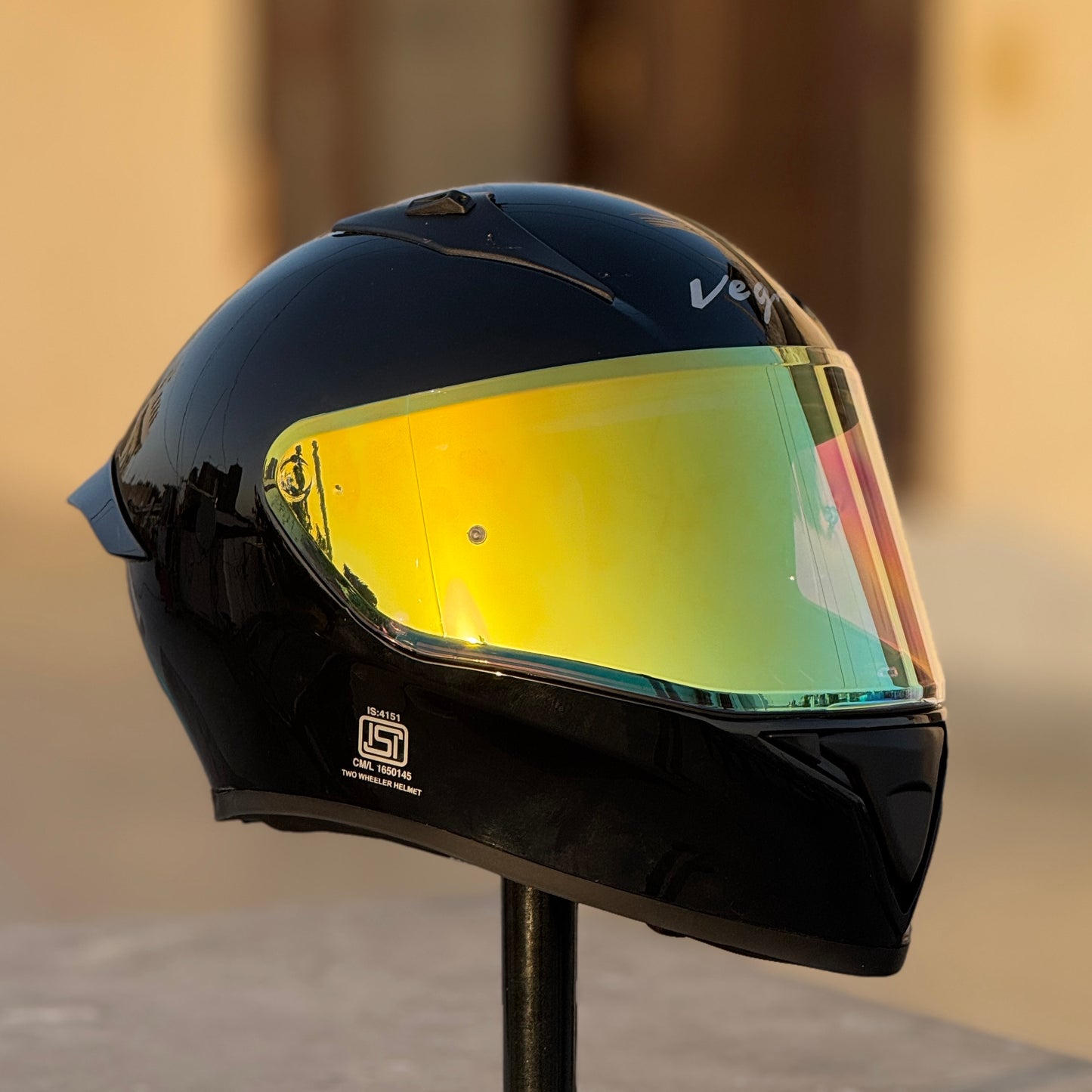 AFTERMARKET VEGA BOLT NIGHT VISION VISOR – REVO CLEAR GOLD (PINLOCK READY)