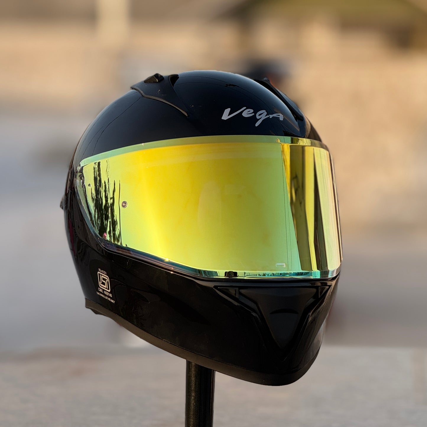 AFTERMARKET VEGA BOLT NIGHT VISION VISOR – REVO CLEAR GOLD (PINLOCK READY)