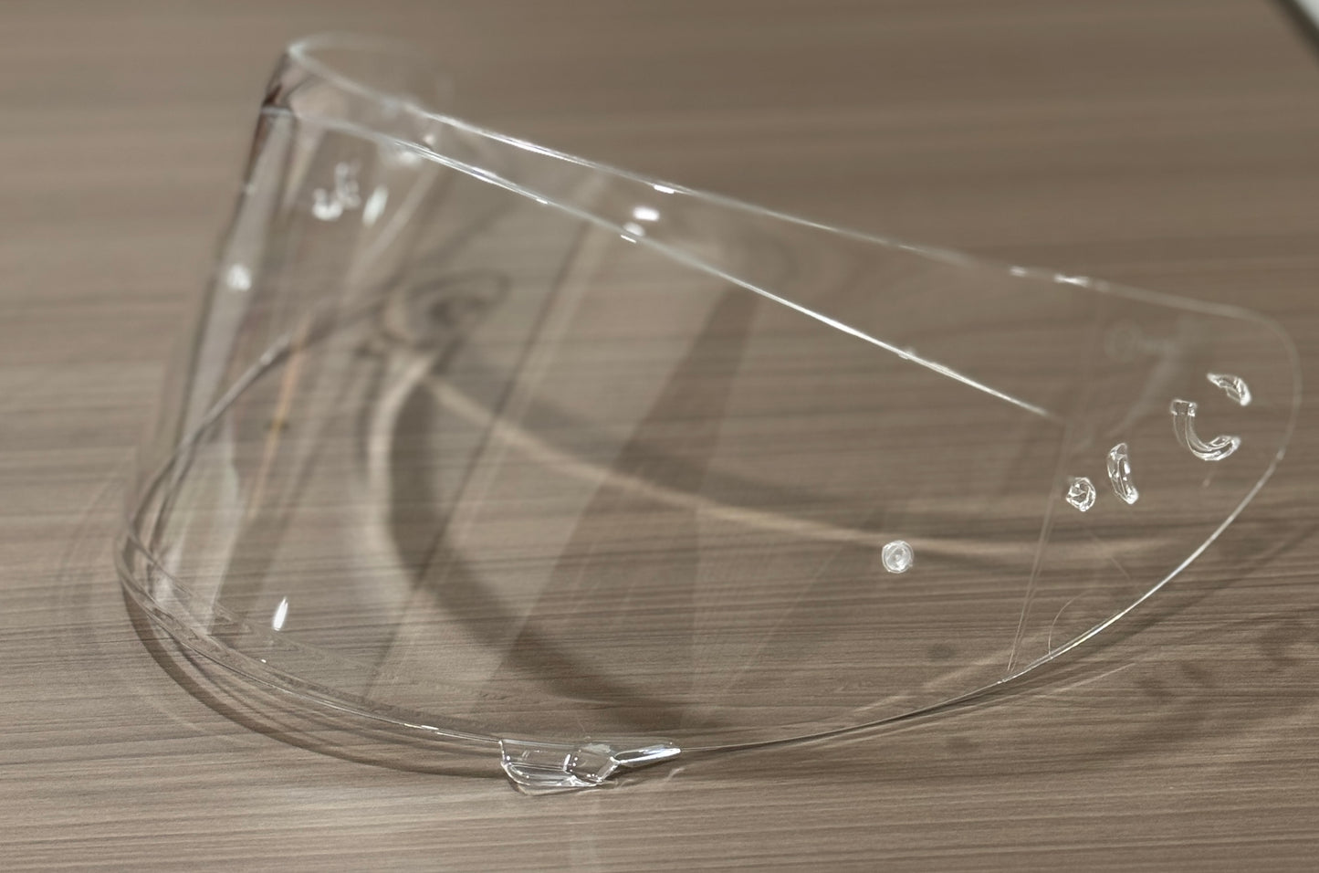AFTERMARKET DARK SMOKE/ CLEAR VISOR COMPATIBLE WITH AXXIS SEGMENT/EAGLE V18B (PIN LOCK READY)