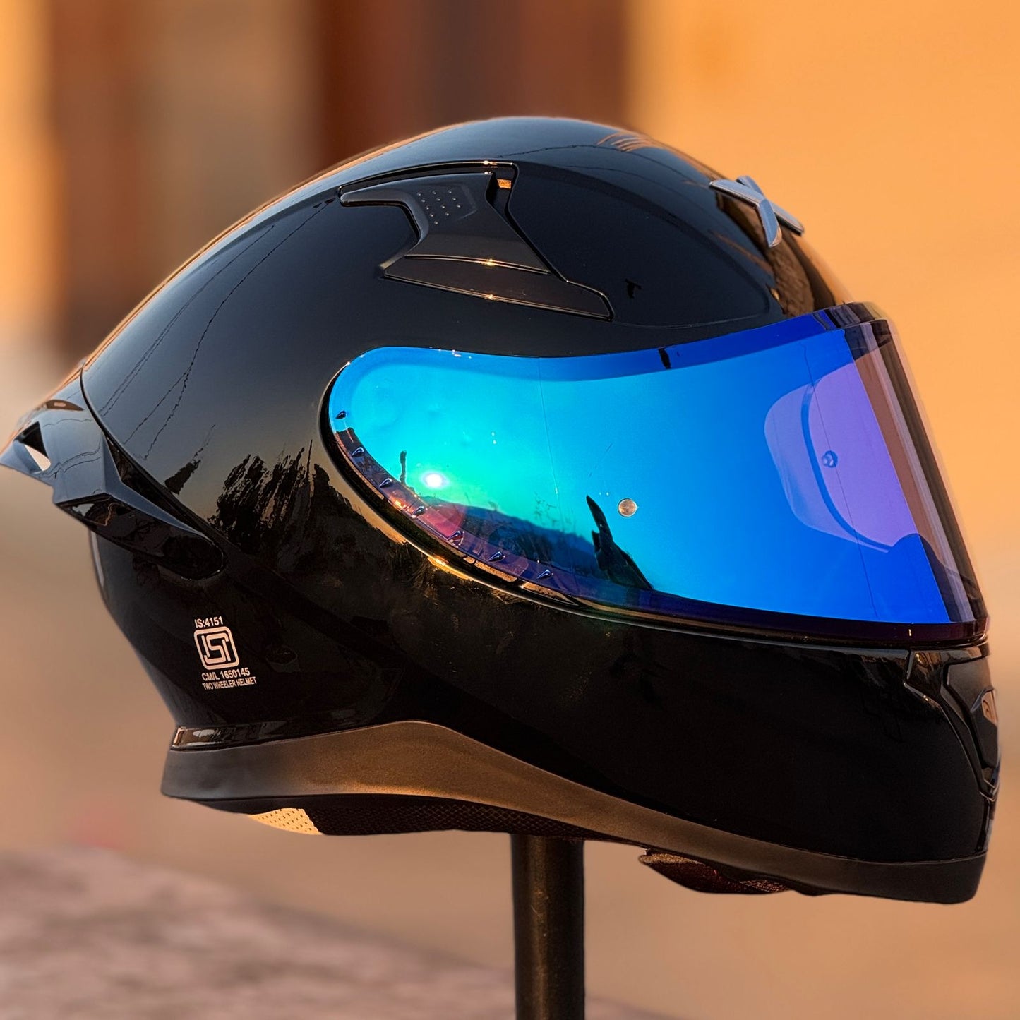 AFTERMARKET APEX NIGHT VISION – REVO DEEP BLUE VISOR (PINLOCK 70 READY)