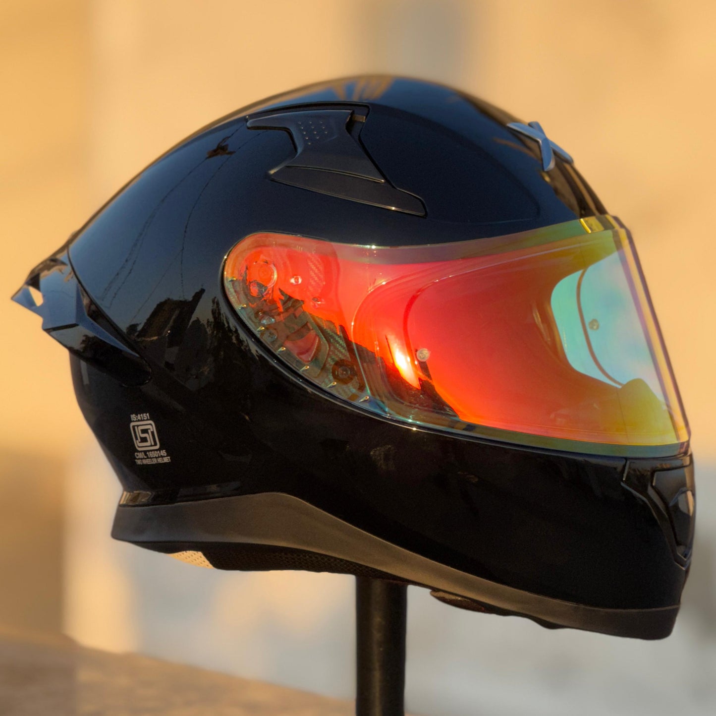 AFTERMARKET APEX NIGHT VISION – REVO CLEAR RED VISOR (PINLOCK 70 READY)