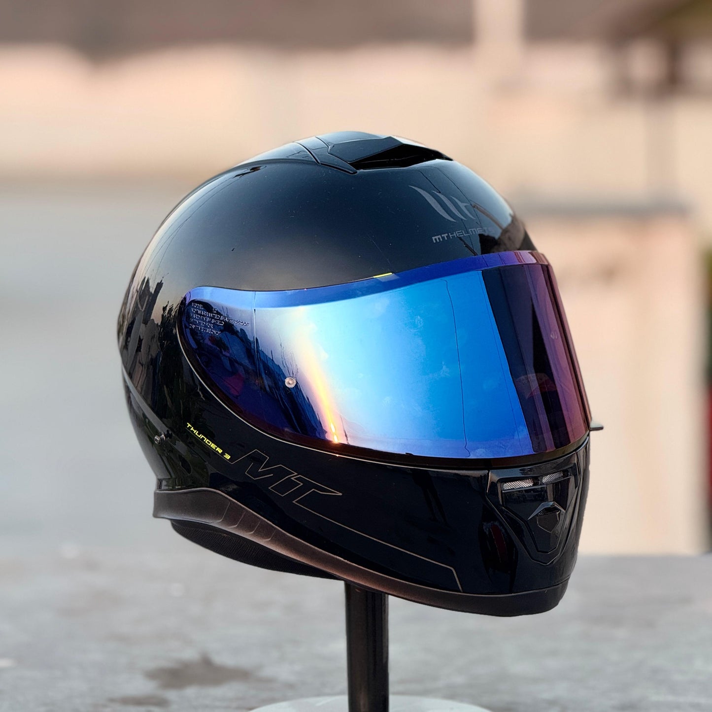 AFTERMARKET BLUE RAINBOW/IRIDIUM VISOR COMPATIBLE WITH MT V-12 MUGELLO, STINGER MODEL UP TO 2019, THUNDER 3 & 2016 BLADE HELMETS.