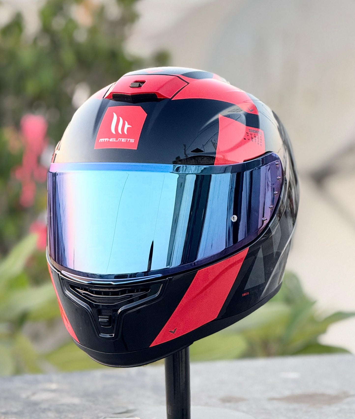 AFTER MARKET VISOR COMPATIBLE WITH MT V14 HUMMER, TARGO, BLADE2, REVENGE2 & RAPIDE HELMETS.