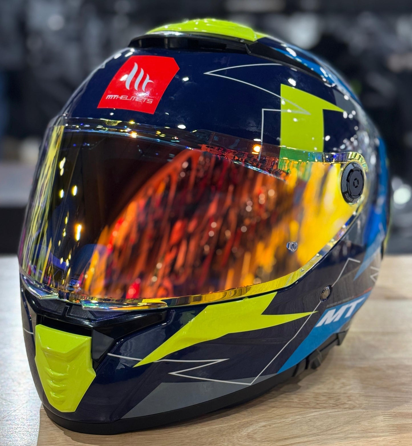AFTERMARKET NIGHT VISION VISOR COMPATIBLE WITH MT V28 THUNDER4 HELMETS.
