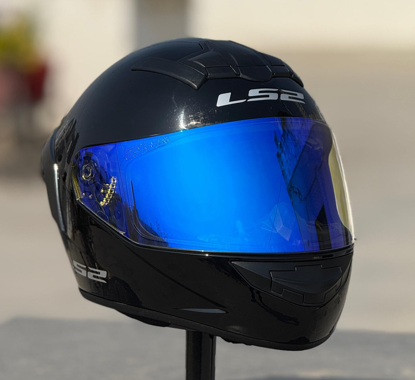 AFTERMARKET NIGHT VISION VISOR - COMPATIBLE WITH LS2 FF352/ FF391 HELMETS. ( MODEL ROOKIE)